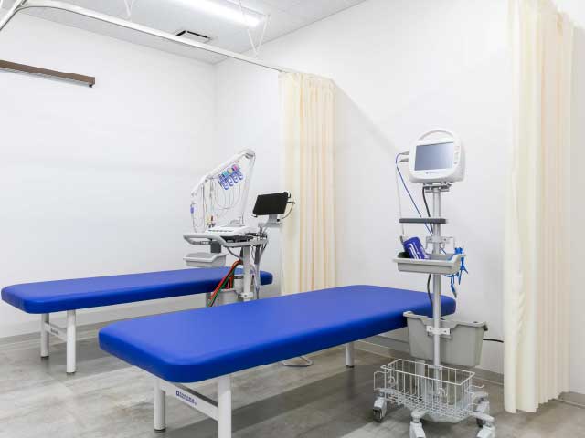 スライド8　処置室